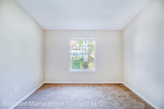 Building Photo - 1 br, 1 bath House - 852 Grand Regency Poi...