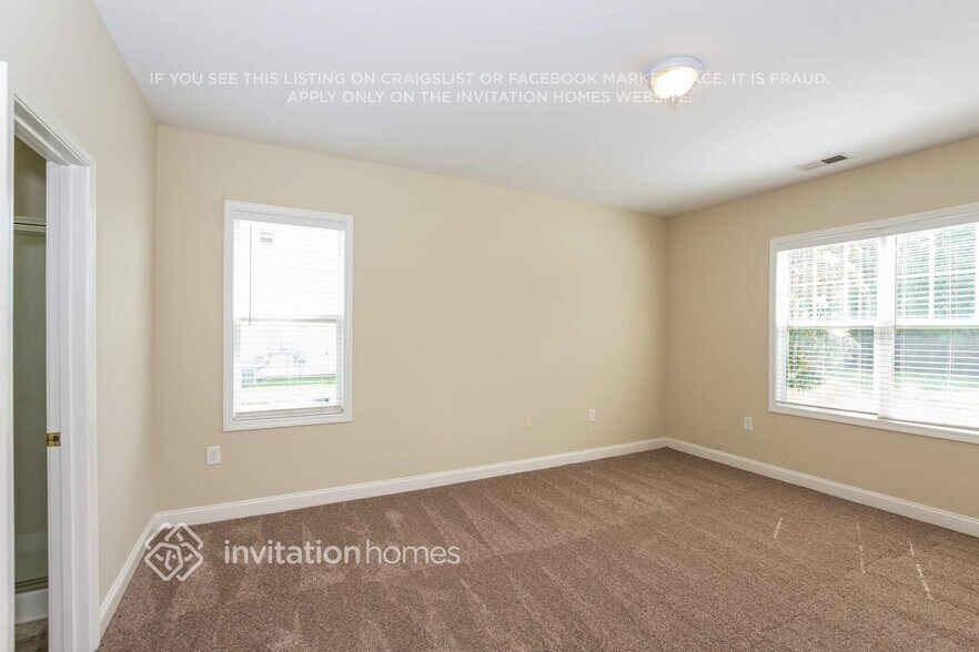 Building Photo - 9011 Magna Ln