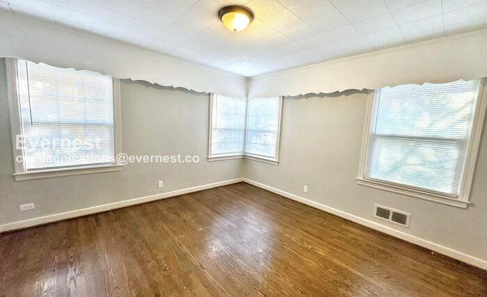 Building Photo - 929 49th St Ensley