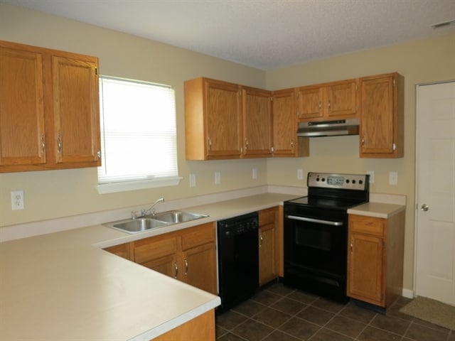 Building Photo - 5624 Wood Hollow Dr