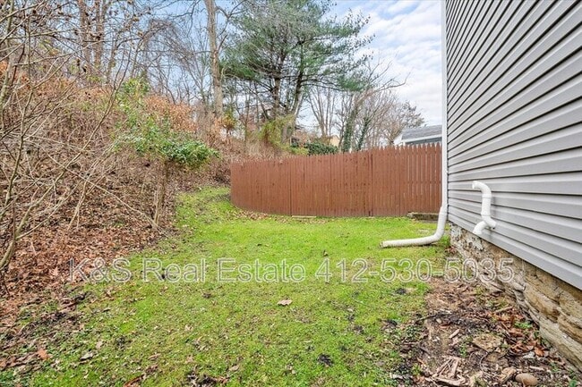 Building Photo - 3611 Baytree St