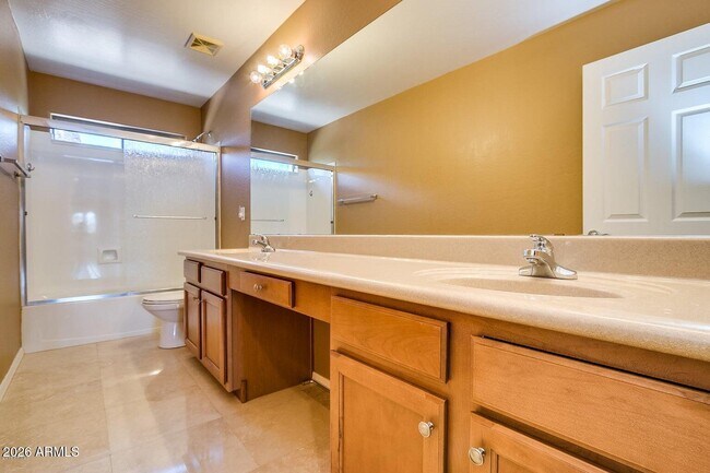 Building Photo - 2892 E Beechnut Pl