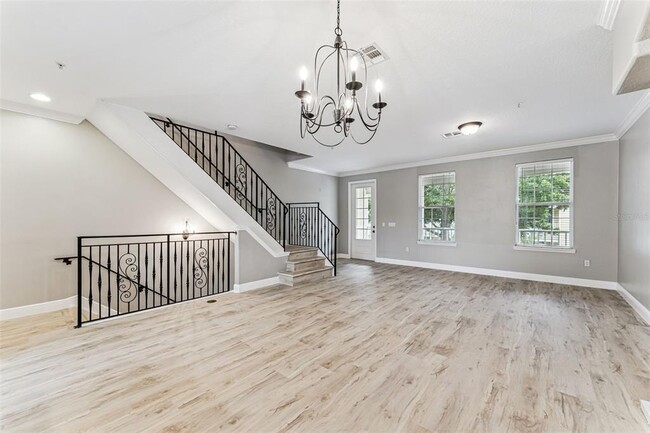 Building Photo - 4571 Virginia Dr