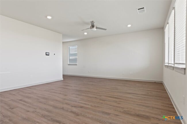 Building Photo - 530 Wilshire Rd