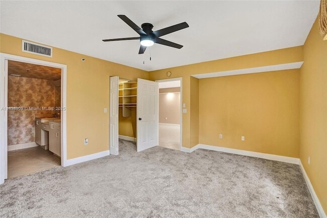 Building Photo - 12547 Imperial Isle Dr