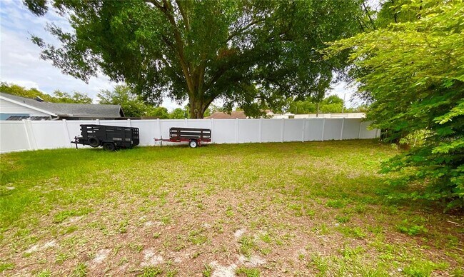 Building Photo - 4233 Belle Isle Ct