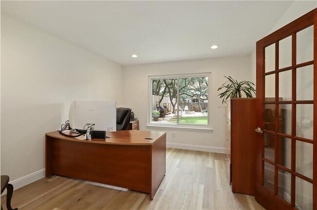 Building Photo - 4-bedroom, 1-story home with dedicated office space and large backyard!