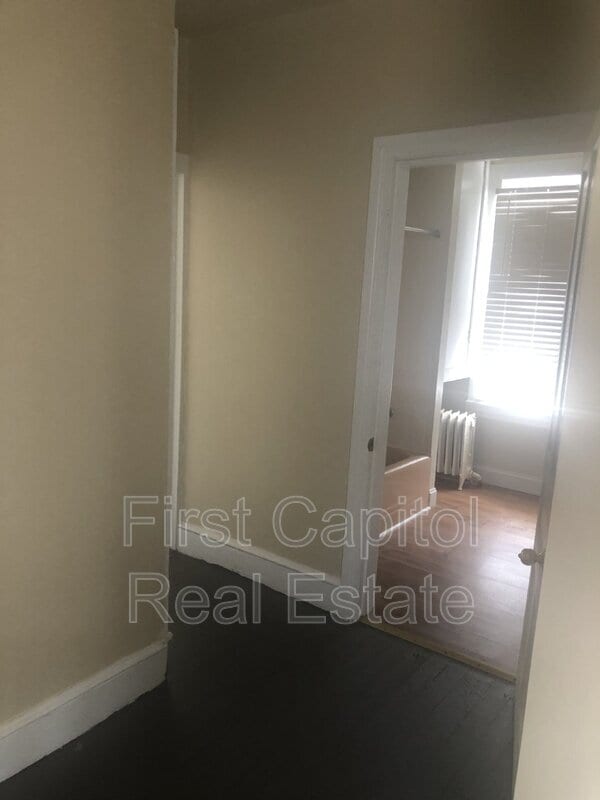 Building Photo - 115 S West St