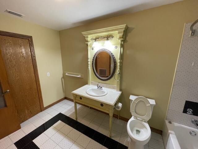 Building Photo - 13752 Yarmouth Dr