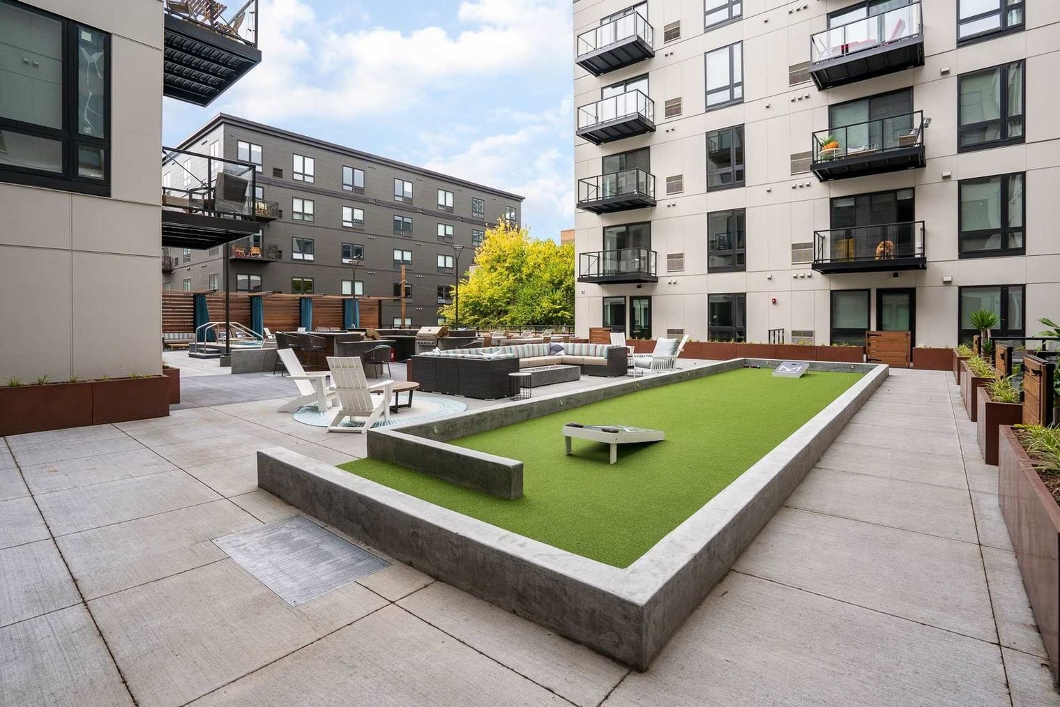 Building Photo - 1410 Nicollet Ave