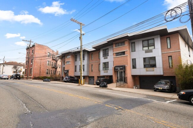 Building Photo - 84 Hackensack Plank Rd