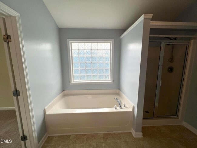 Building Photo - 1020 Delta River Way