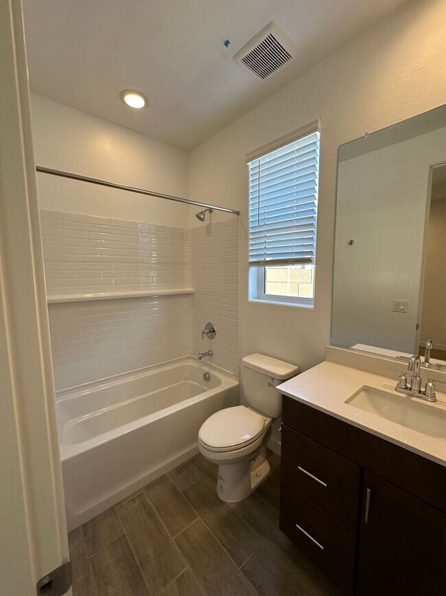 Building Photo - Nextgen home in Phoenix