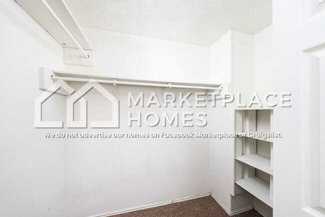 Building Photo - 12038 Stoney Crossing