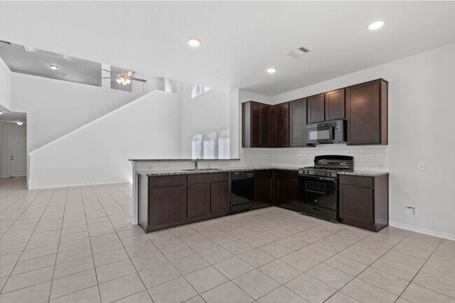 Building Photo - 5319 Rivers Edge Dr