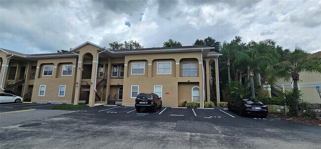 Building Photo - 8821 Coral Palms Ct