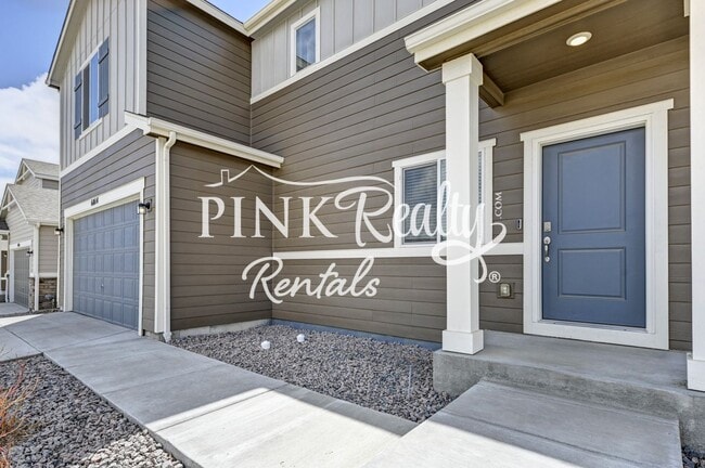 Building Photo - 6014 Yamhill Dr