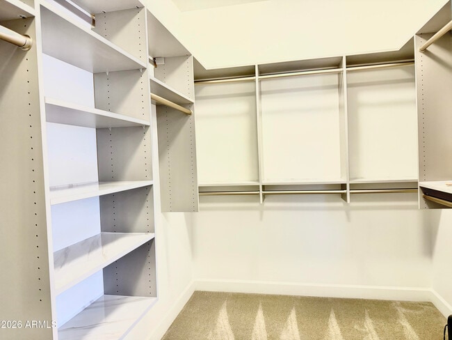 Building Photo - 1732 W Myrna Ln