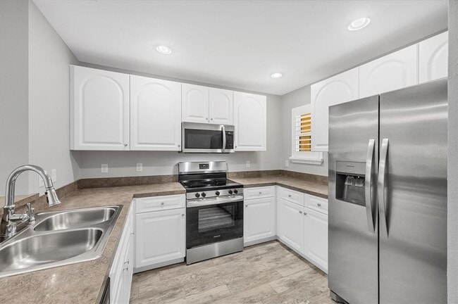 Building Photo - 8944 White Sage Loop