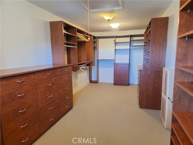 Building Photo - 1024 Granvia Altamira