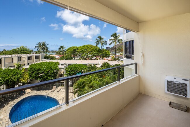Building Photo - 6770 Hawaii Kai Dr