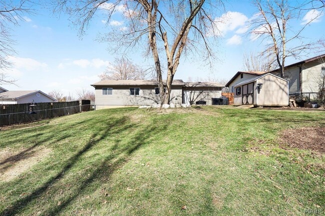 Building Photo - 145 Barkwood Trails Dr