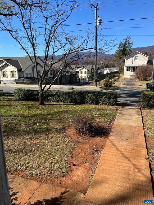 Building Photo - 1227 Blue Ridge Ave