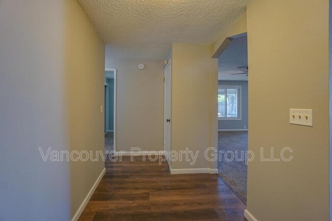 Building Photo - 11008 NW 30th Ct