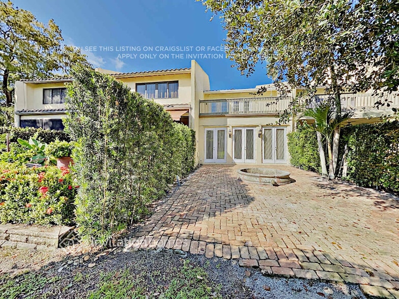 Building Photo - 1981 Canterbury Cir