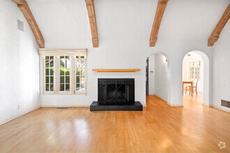 Building Photo - 8543 Clifton Way