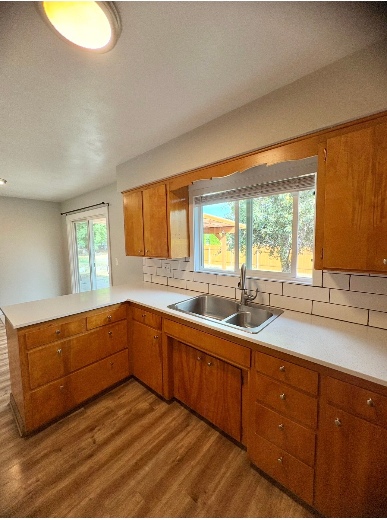 Building Photo - 1703 Springhill Dr NE