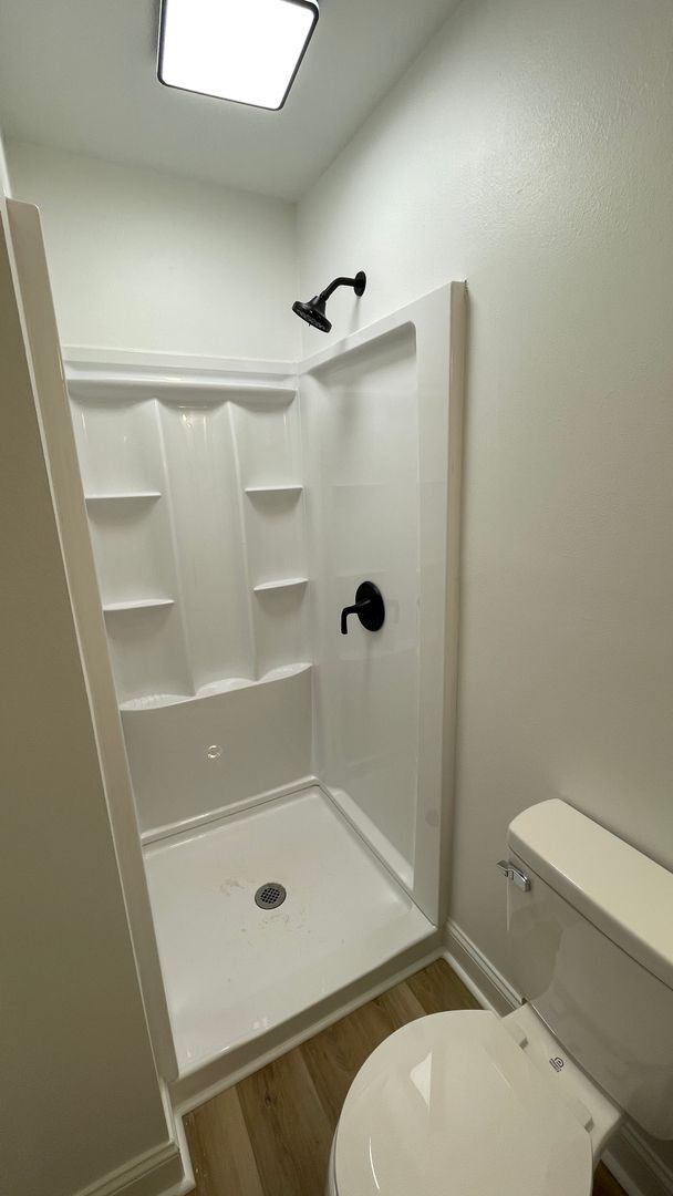 Building Photo - 3 Bedroom • 2 Bath • $1,450/mo