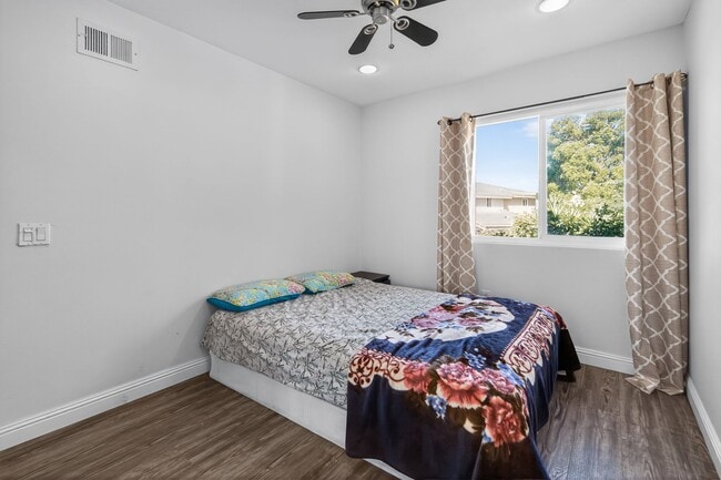 Building Photo - 9536 Bayamon Rd