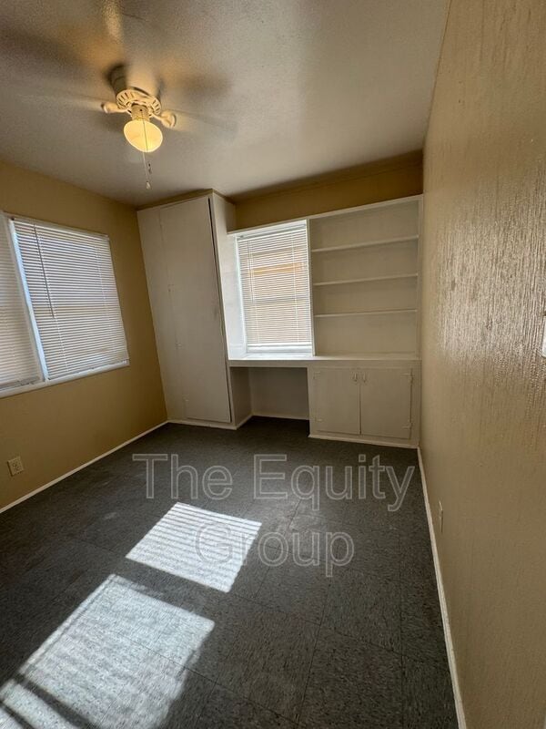 Building Photo - 702 N Jacob St