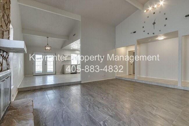 Building Photo - 6913 Fawn Canyon Dr