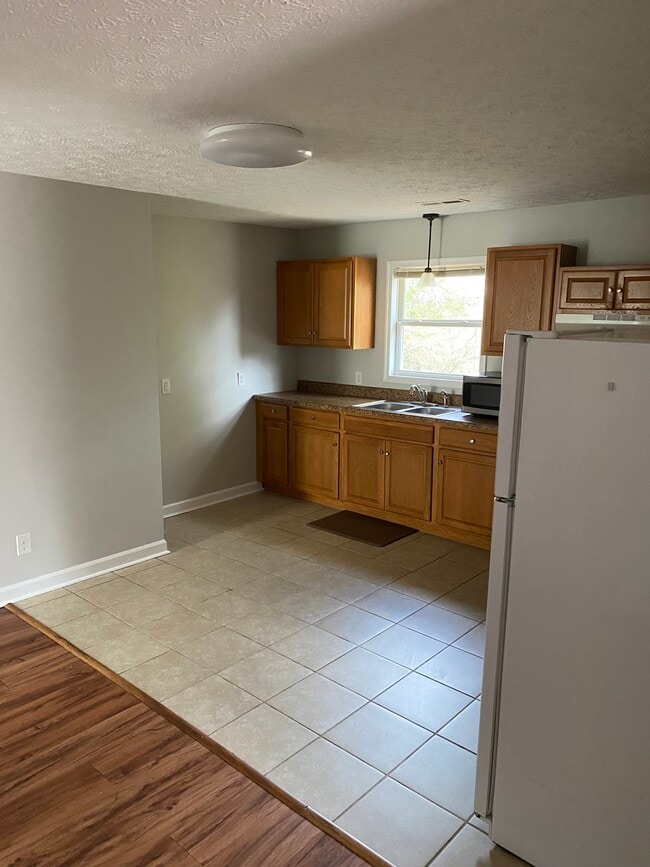 Building Photo - 61 Polk St