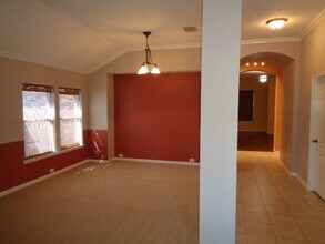 Building Photo - 30002 Saw Oaks Dr