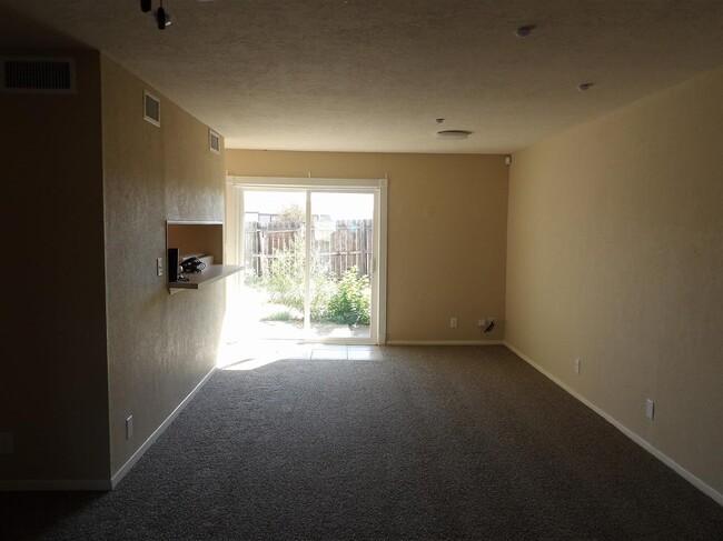 Building Photo - 7075 SW Westchester Cir