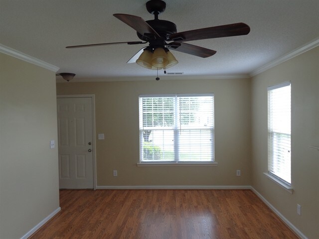 Building Photo - 3226 Silver Spur Ct
