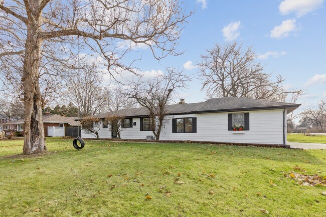 Building Photo - 2158 Pleasure View Rd