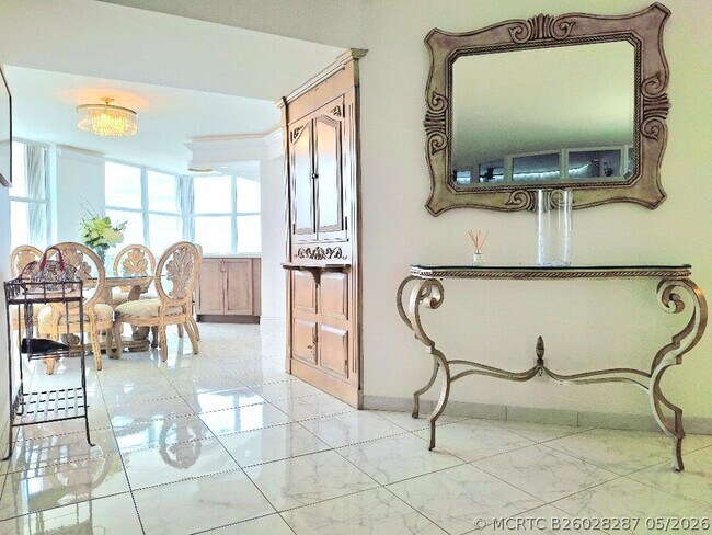 Building Photo - 1340 S Ocean Blvd