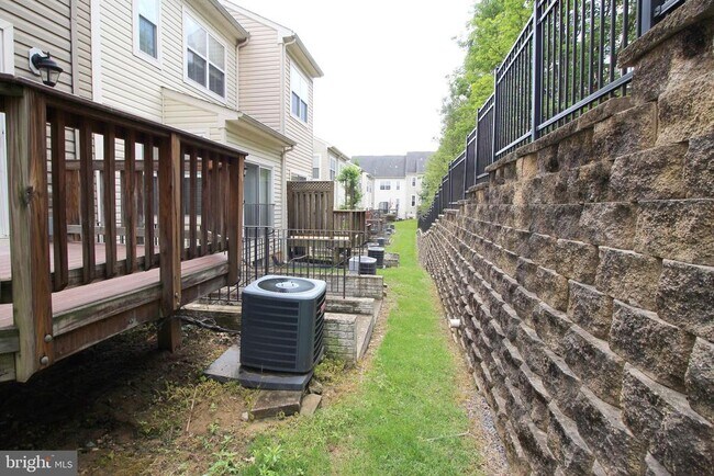 Building Photo - 2965 Chinkapin Oak Ln
