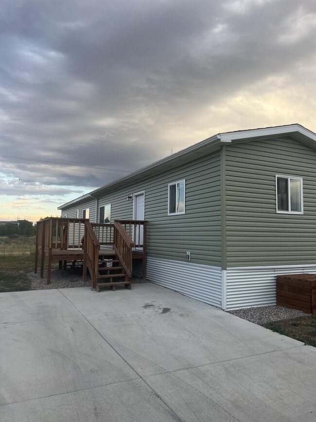 Building Photo - 151 Northside Dr