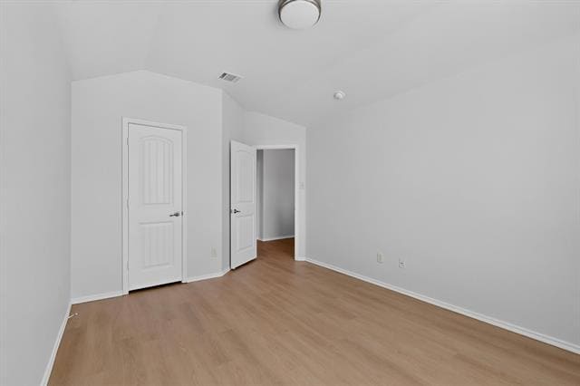 Building Photo - 2123 Meadow View Dr