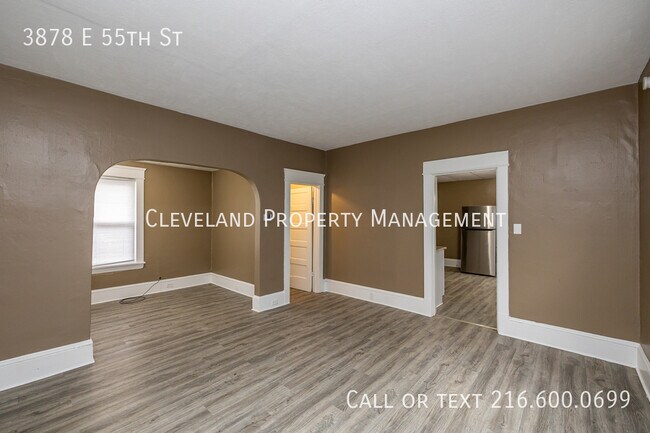 Building Photo - 3878 E 55th St