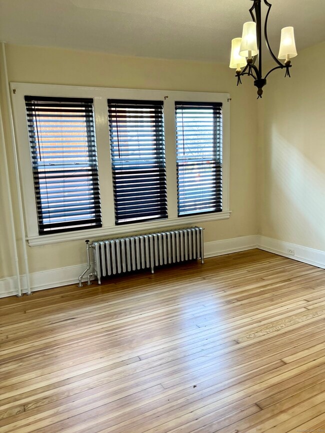 Building Photo - 129 Post Rd