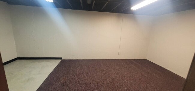 Building Photo - 2141 S Lori Ln