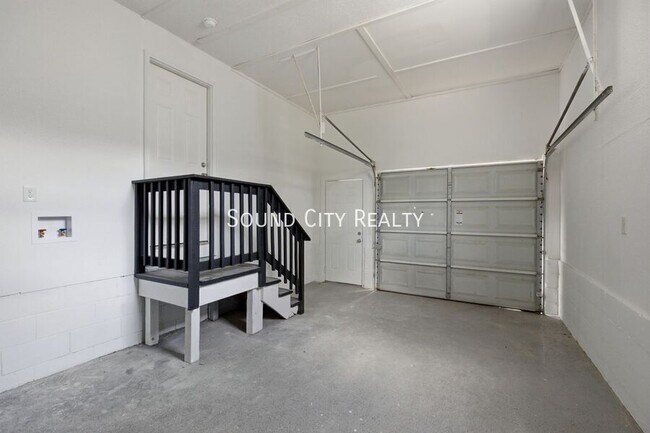 Building Photo - 309 Cathy Jo Dr