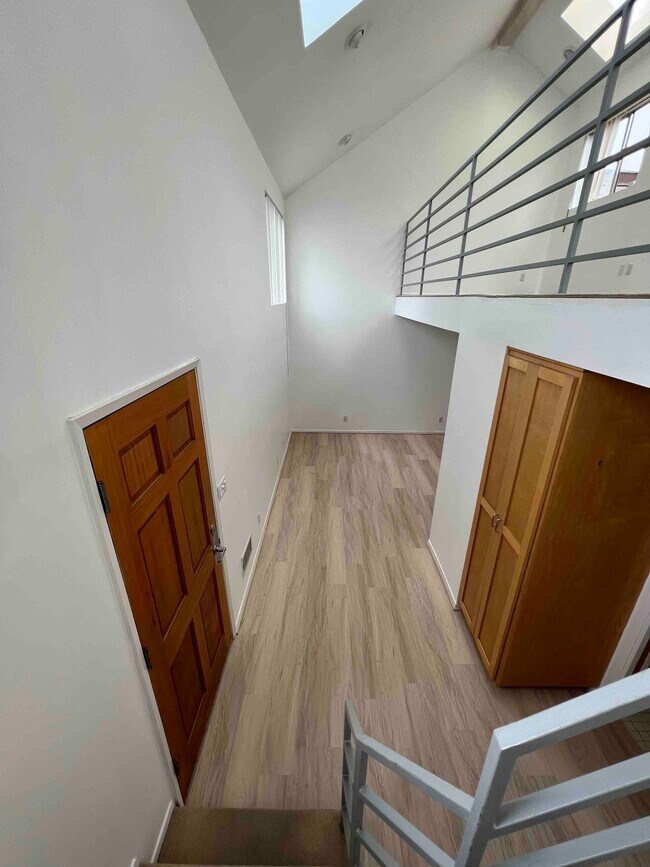 NEW floor 7/20/23 - 3016 Ruskin St