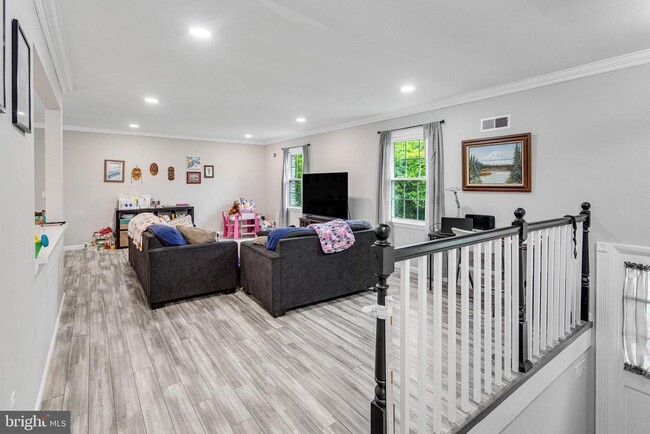 Building Photo - 4157 Waterway Dr